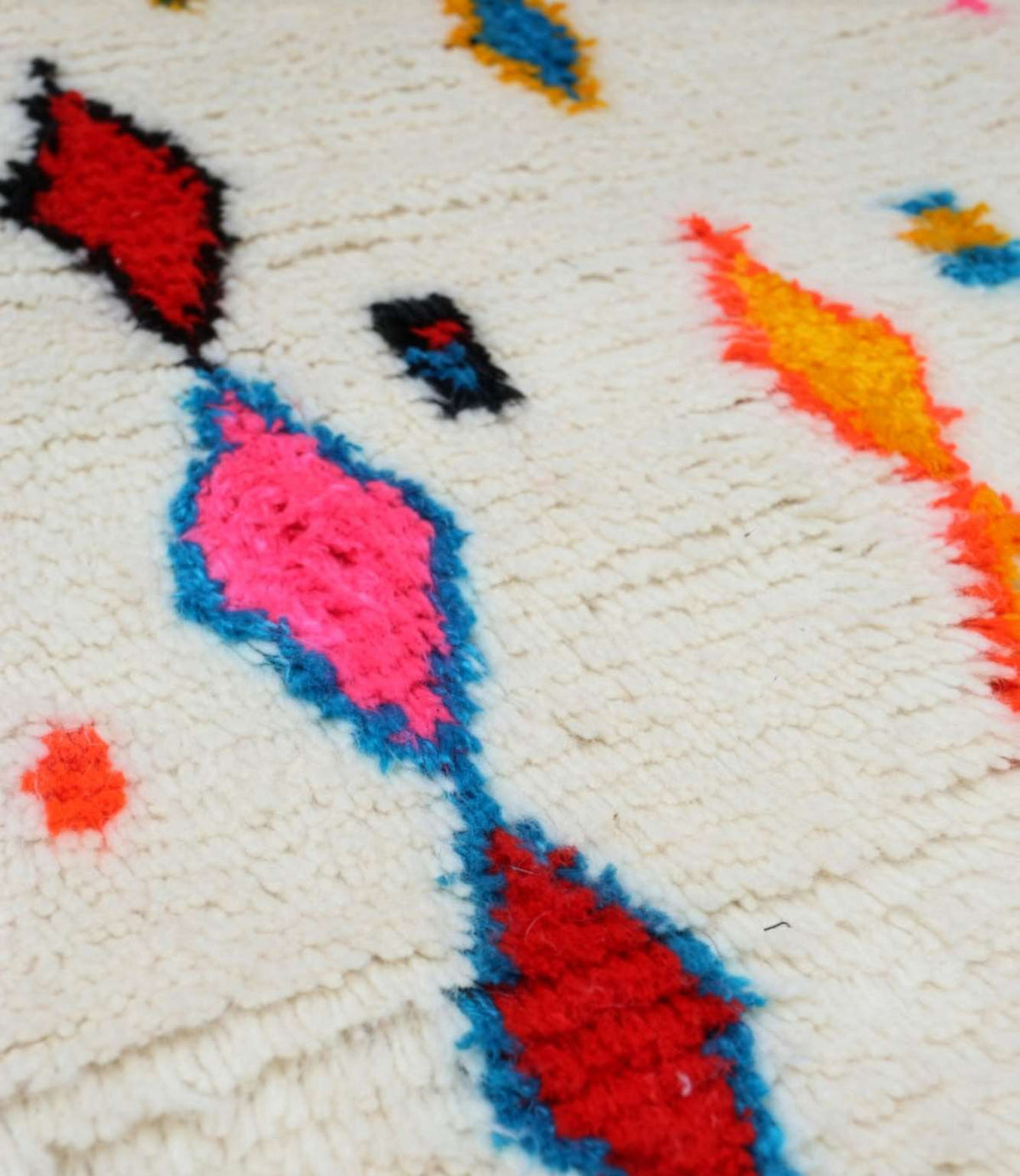 Vibrant Zigzag & Diamond Motif Beni Ourain Rug - handwoven Moroccan rug