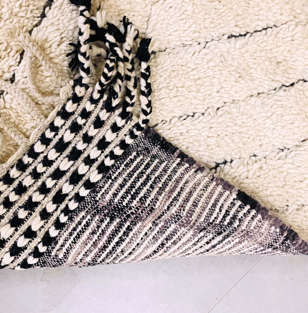Concentric Black Diamonds on Reversible Beni Ourain Rug - handwoven Moroccan rug
