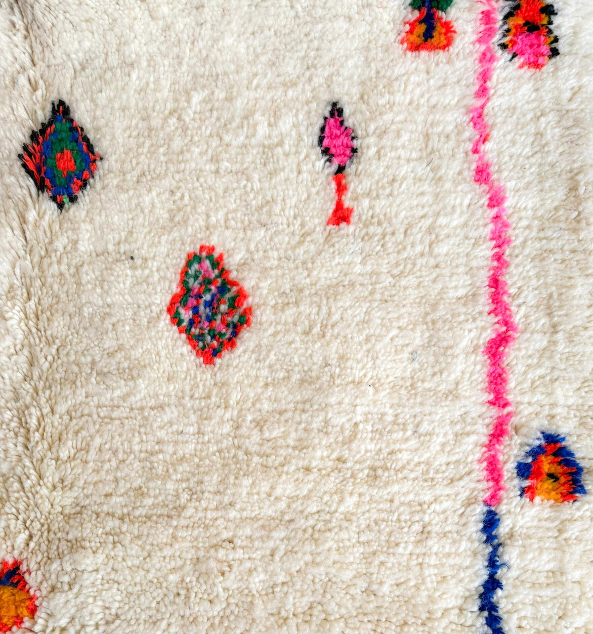 Vibrant Floating Diamonds Beni Ourain Rug - handwoven Moroccan rug